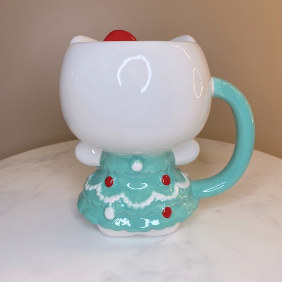 NEW Hello Kitty Christmas Tree Dress Mug - Picture 2 of 2